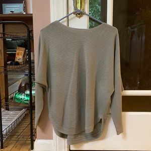 Light And Cotton-Material Sweater